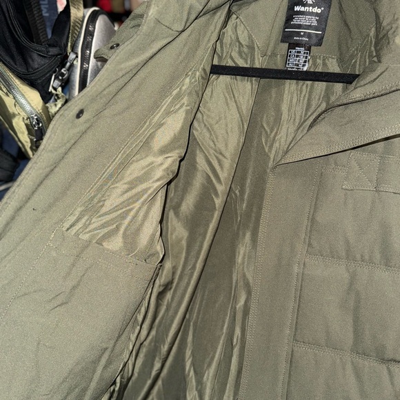 Men's Dark Green Puffer Jacket - Picture 5 of 7